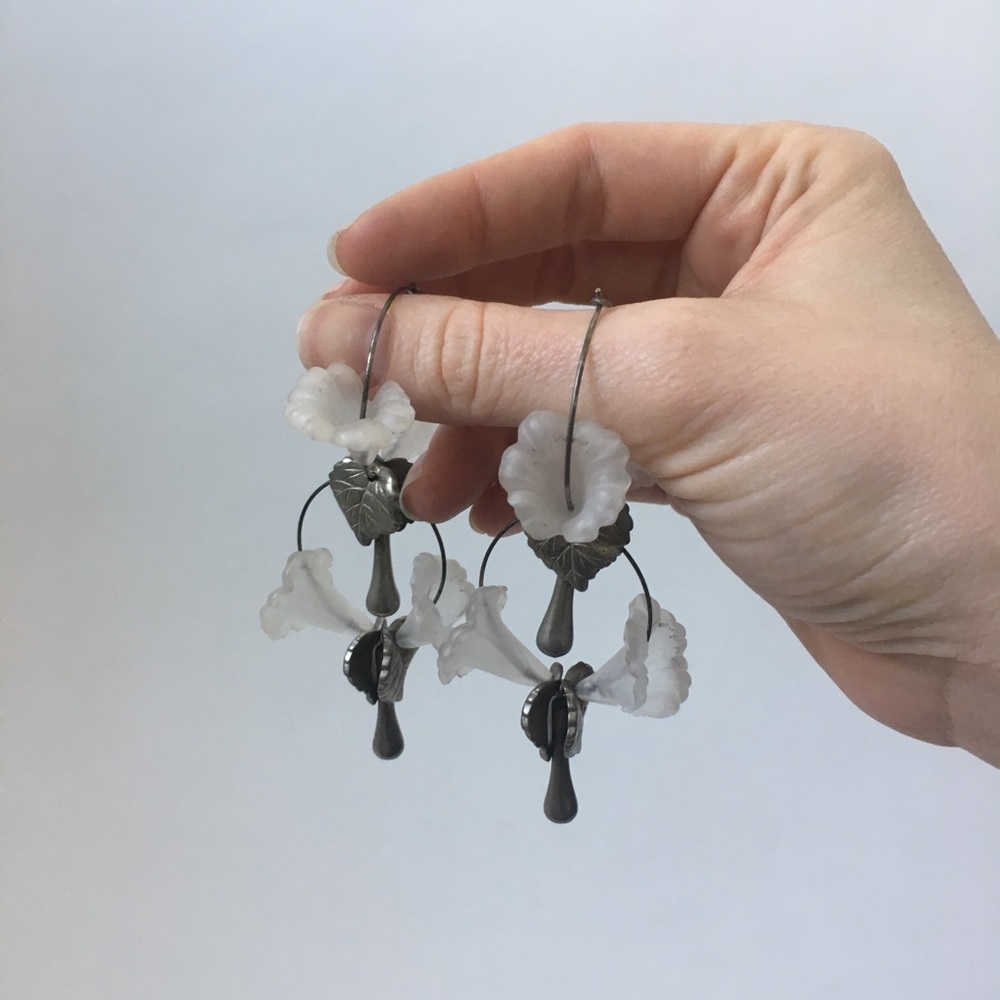 Antique Dangling Silver Flower Earrings